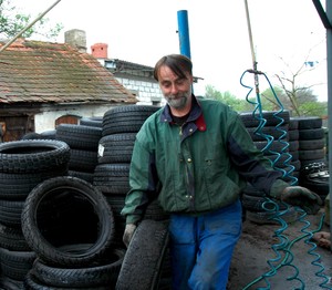 Jasień. Zakład wulkanizacyjny
