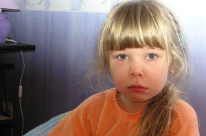 70. Fot. Sylwia Sałacka. Kościan, nasze mieszkanie. Moja córka Olga po przebudzeniu nie miała najlepszego humoru. 