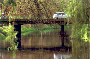 75. Fot. Alicja Zawal. Kościan, most na ulicy Marcinkowskiego.