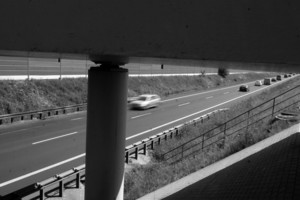 Obwodnica Śmigla – dzięki niej ruch na trasie Poznań – Wrocław bezkolizyjnie omija miasto. Przed wybudowaniem obwodnicy (mającej status drogi ekspresowej) cały ruch towarowy i osobowy odbywał się wąskimi uliczkami starego miasta. 