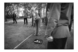 Czempiń, festyn z okazji „magicznej“ daty 07.07.2007. Gra w bule (Pétanque, gra w kule) urozmaicała mieszkańcom Czempinia zabawę na festynie.