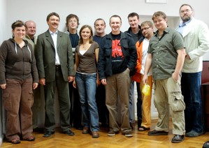 Spotkanie u starosty i narada przed wyruszeniem w teren. 