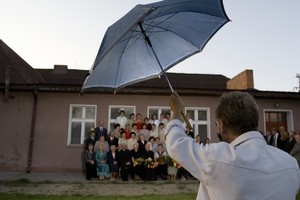 W pracy każdego fotografa parasol jest niezastąpionym narzędziem. Fotograf ze Śmigla.