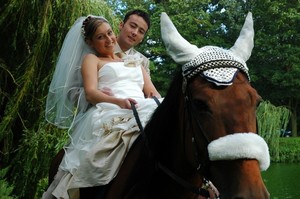 Autor - Zygmunt Kramek. Dziś w Czempiniu związek małżeński zawarli Rafał Napierała i Lucyna Ratajczak.