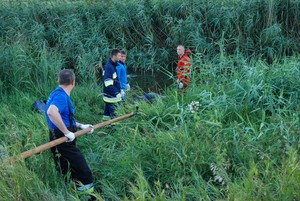 Kanał w okolicach wsi Żelazno. Tego dnia odnaleziono i wyłowiono zwłoki wędkarza, który utonął kilka dni wcześniej