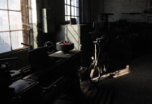 Warsztat naprawczy Śmigielskiej Kolei Dojazdowej. 