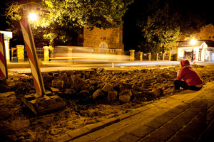 Kościan, godz. 22.30. Romontowana ul. Piłsudskiego na wysokości kościoła pw. Świętego Ducha Fot. Marek Majchrzak