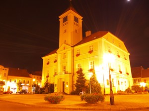 Adrian Słoma. Kościanski Rynek, krótko po północy.