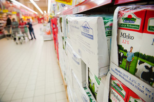 Hipermarket Kaufland ul. Kościuszki 9 godziny otwarcia 9-20; całe rodziny z dziećmi odwiedzają w niedzielę market