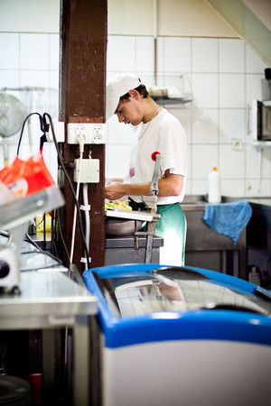 Zajazd u Dudziarza, praca w kuchni