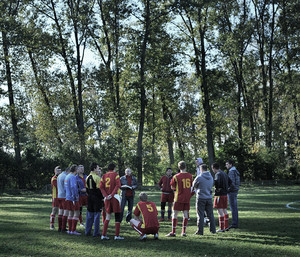 Selekcjoner Iskry Wonieść powiedział przed meczem, że kto nie ma ochoty umierać za zespół ten będzie się z nim musiał po rundzie jesiennej pożegnać. Ci do których mówił trener wzięli sobie jego słowa do serca. Zostawili na murawie serce.
