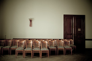 Świetlica. W tym miejscu wieczorem jeden z pacjentów śpiewał i grał na gitarze poezję do swojej muzyki. Zrobił to na pożegnanie przed wypisaniem do domu dla pozostałych.