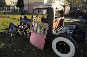 Jerka-Brzozowiec. Tomasz Wiśniewski wicemistrz okręgu PZM w pucharze Young Timer Party - w klasie 1000cm2