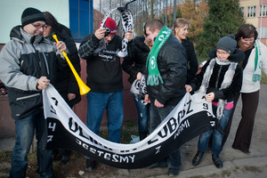 18.25 Lubosz Stary- przy Barze Primo spotkanie piłkarzy i kibiców tutejszej Olimpii na wspólny wyjazd na mecz z LUKS Stare Bojanowo