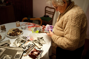 41.45 Darnowo -  pani Pelaga  Korbik za miesiąc skończy 91 lat. W sympatycznej atmosferze przy kawie i słodkim opowiedziała swoją historię  oraz najbliższej okolicy.