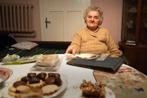41.45 Darnowo -  pani Pelaga  Korbik za miesiąc skończy 91 lat. W sympatycznej atmosferze przy kawie i słodkim opowiedziała swoją historię  oraz najbliższej okolicy.