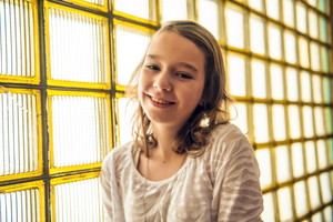 Szkoła Podstawowa nr 4 w Kościanie, klasa VI A - Adriana Pawlikowska lat 12. Moje plany na przyszłość: od dziecka marzyłam by w przyszłości zostać słynnym fotografem gwiazd, zwierząt itp. Swoim aparatem próbuje robić swoim koleżankom profesjonalne zdjęcia, ale niestety nie wychodzą. Muszę się jeszcze dużo nauczyć...