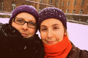 Milena Orłowska, Agnieszka Wróblewska. Milena gościła u Agi i została wciągnięta w Projekt PKS;). Zdjęcia wykonane 12.12.12. w Kościanie na terenie 