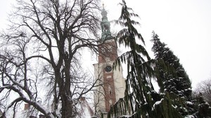  Autor: Wojciech Szymajda. Lubińskie opactwo benedyktynów w zimowej szacie. 