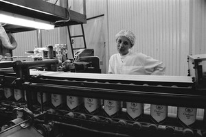 Ostatnie miesiące pracy kościańskiej cukrowni. Jedne z ostatnich torebek cukru „Made in Kościan”.