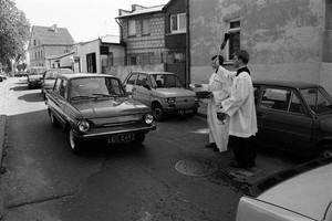 Poniedziałek wielkanocny – święcenie samochodów.