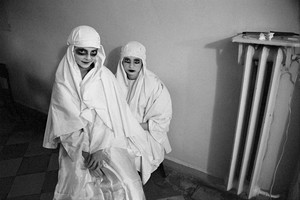 Przygotowania do spektaklu teatru 112 prowadzonego przez p. Janusza Dodota